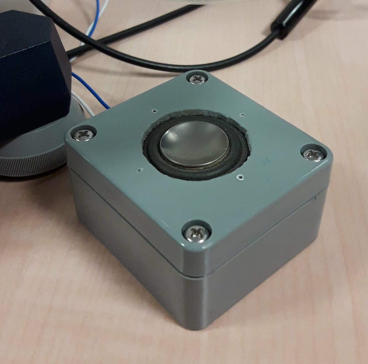 2.1. Présentation du matériel [Résonateur de Helmholtz]